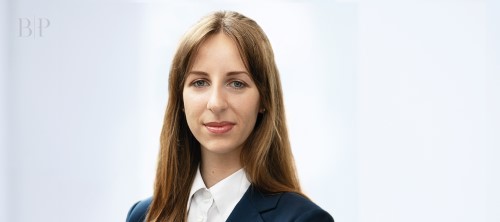 BludauPartners | Senior Consultant Zoe Pfeiffer